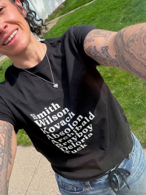 Reading List Tee Bold
